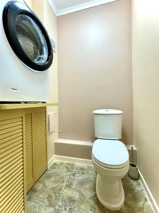 Apartamento Great One Bed Right Near Opera House Kiev 0*,  Ucrania